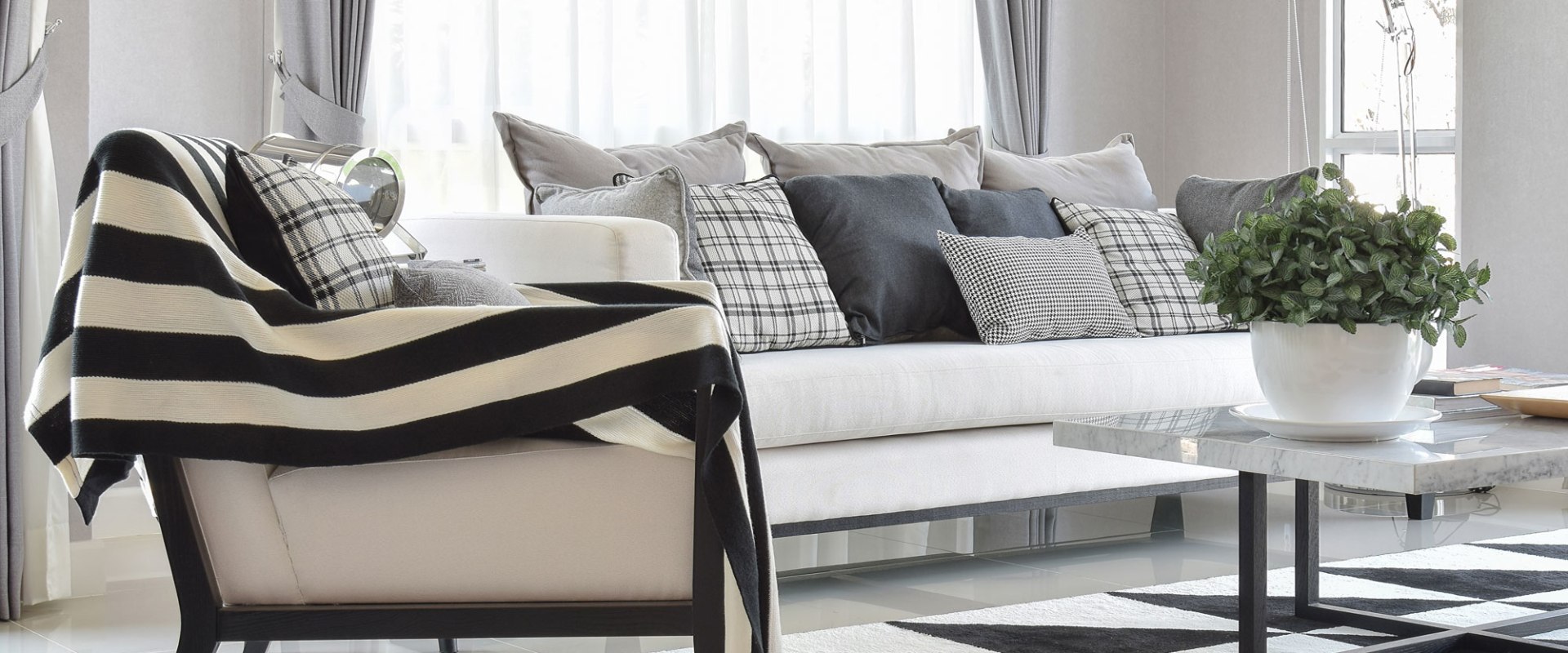 What is the Difference Between Carpets and Upholstery? A Comprehensive